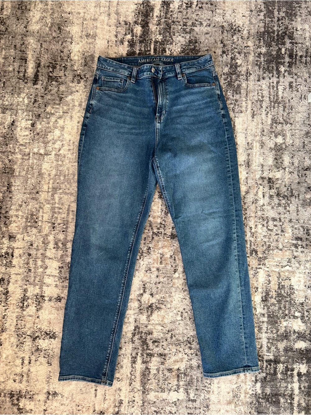 American Eagle Outfitters High-Rise Straight Jeans in Medium Blue